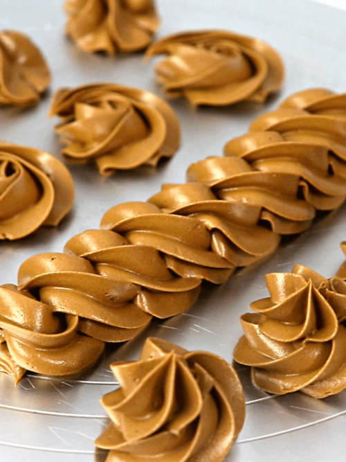 Chocolate Swiss Meringue Buttercream