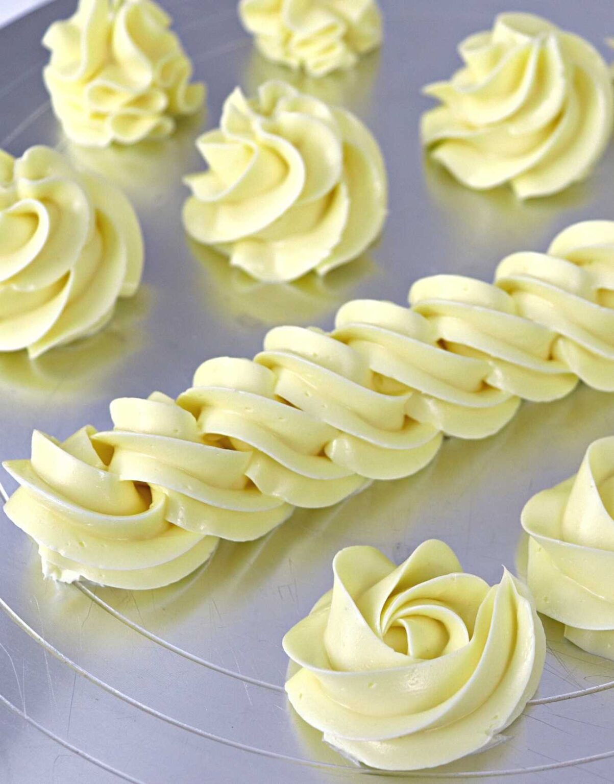 Swiss Meringue Buttercream Cakes by MK