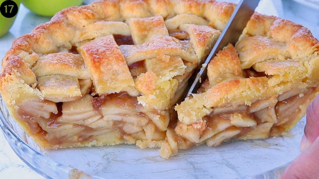 apple pie - Cakes by MK apple pie
