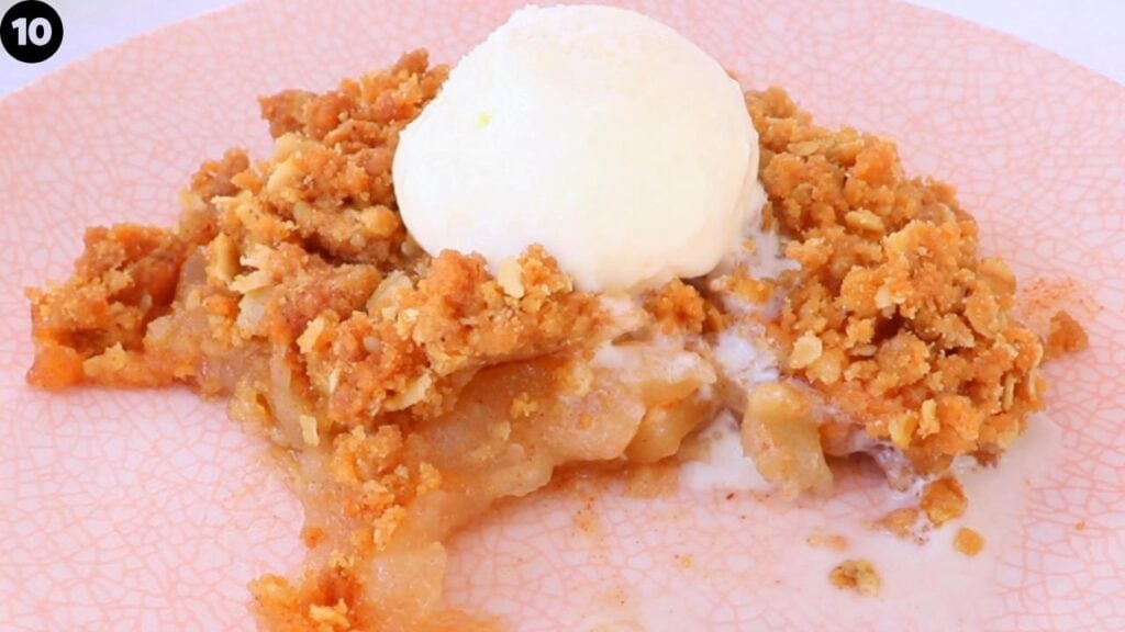 apple crisp - Cakes by MK apple crisp