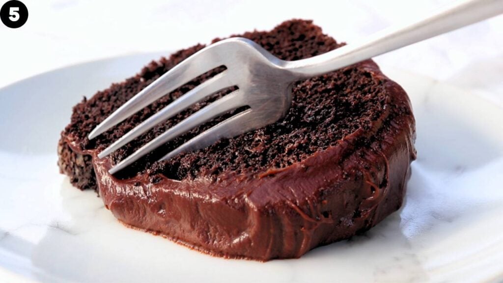 chocolate bundt cake - Cakes by MK chocolate bundt cake