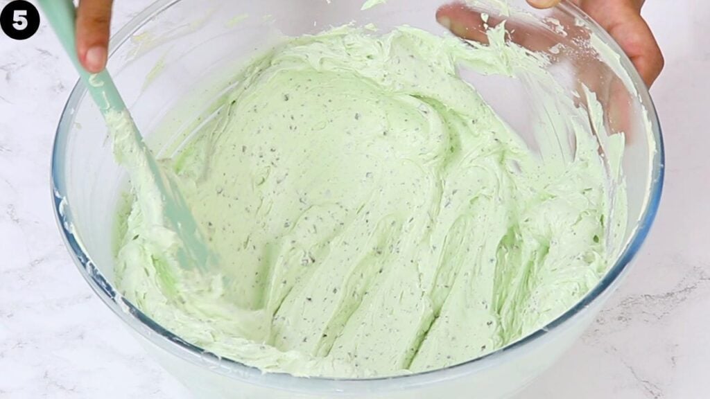 mint chocolate cake - Cakes by MK mint chocolate cake