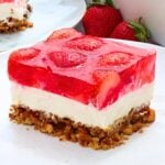 strawberry pretzel salad