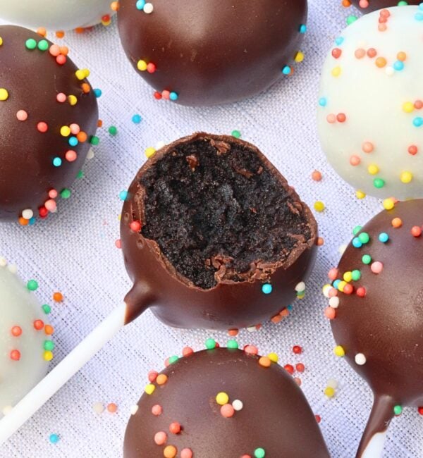 chocolate cake pops